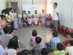 千葉英日語學苑指導孩子們日語